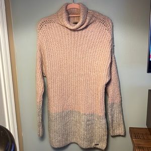 Abercrombie sweater new without tag